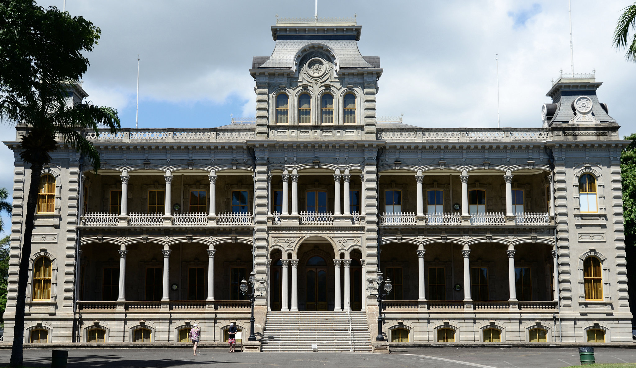 Iolani Palace