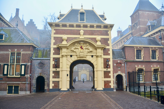 Gate to the Binnenhof