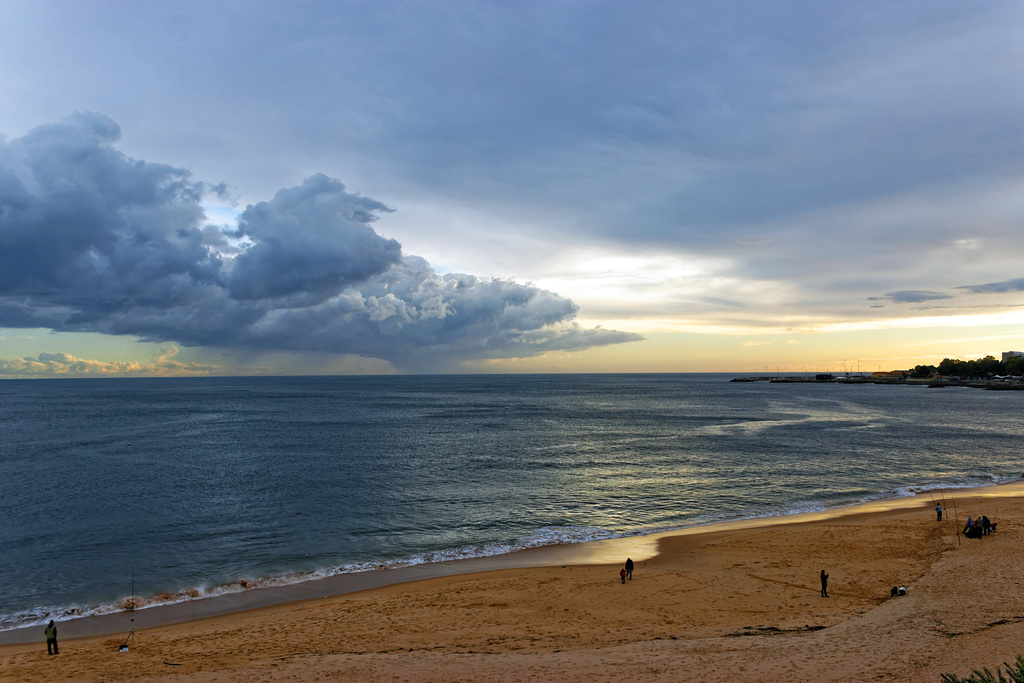 Praia de Santo Amaro, Oeiras, Portugal