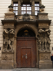 Praha, The Door