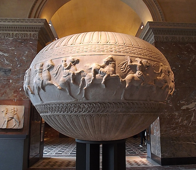 The Pergamon Vase in the Louvre, June 2014