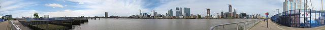 Thames Walk - Greenwich to Woolwich