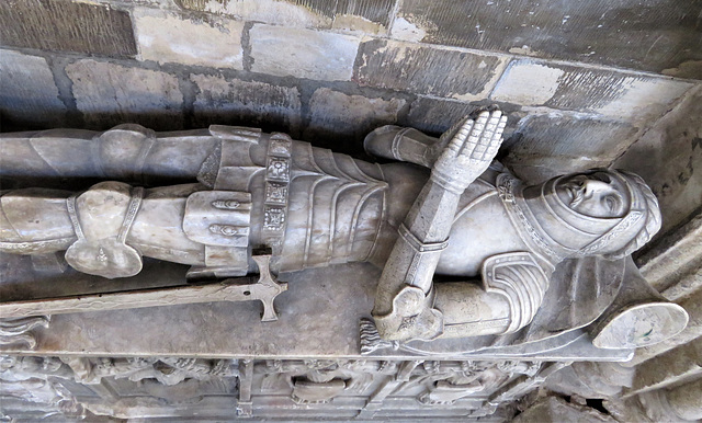 boston church,lincs (125)c15 tomb effigy knight
