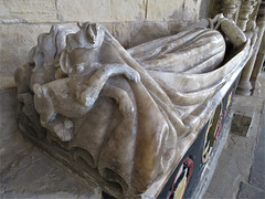 boston church,lincs (132)c15 tomb effigy of lady with lap dog
