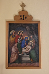 14 - Jesus wird ins Grab gelegt