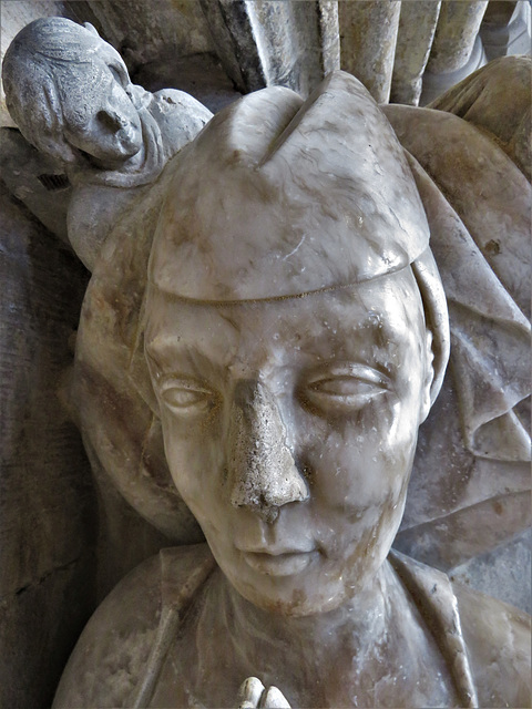 boston church,lincs (133)c15 tomb effigy lady