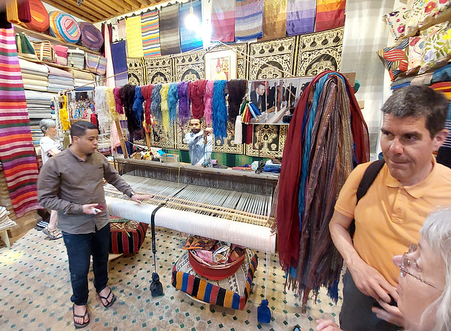 Weaving cloth from wool, agave silk and cotton