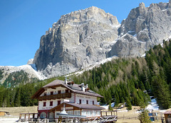 Rifugio in den Dolomiten