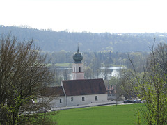 Blick zur Kirche Premberg und Naab