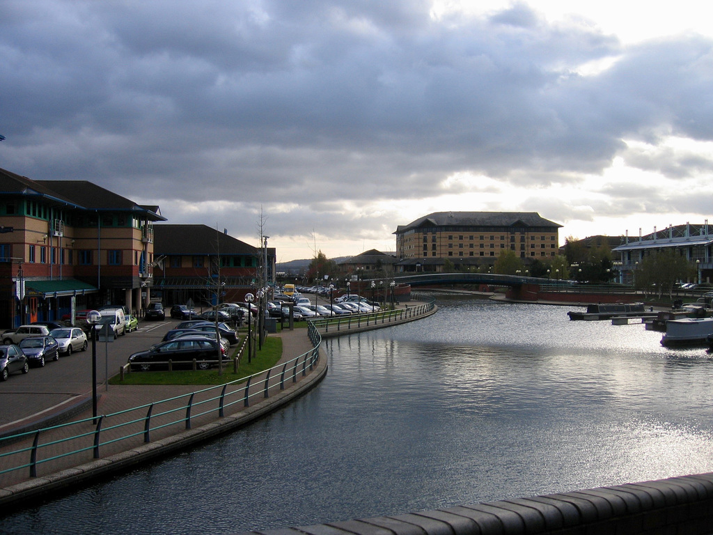 Dudley No.1 Canal at Merry Hill; site of the former Round Oak Steel Works.