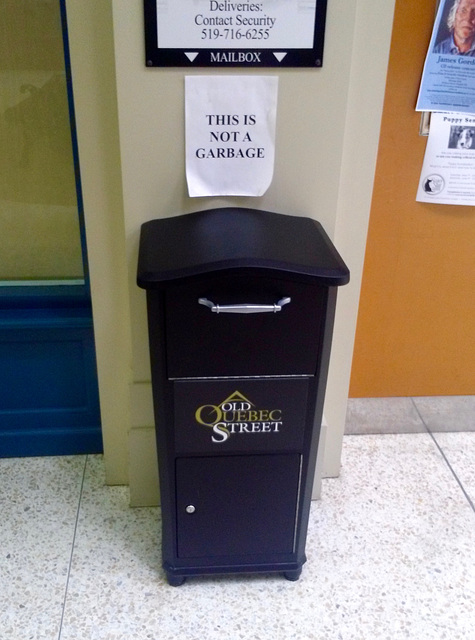 Canada 2016 – Guelph – This is not a garbage