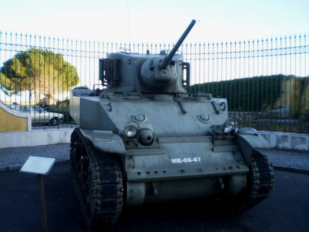 M5 A1 Stuart (1942), made in Canada.