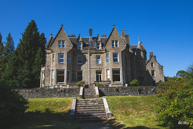 Invergarry Castle Hotel