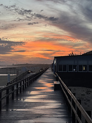 Leading lines along the sea