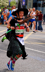 London Marathon 2017, Worlds fastest Witch!
