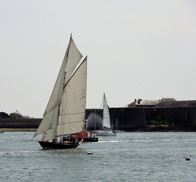 bateau 1 mât d'eric tabarly