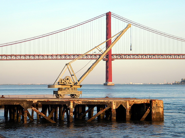 Ponte 25 de Abril