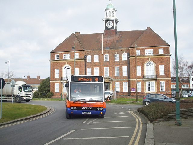 DSCF0791 Centrebus 304 (FJ08 MBF) in Letchworth - 23 Feb 2018