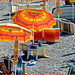 Umbrellas : tanti colori su questa spiaggia di Genova
