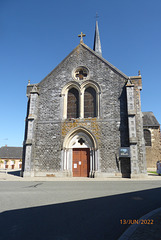 Église Saint-Victeur de Bazougers en Mayenne 2/3