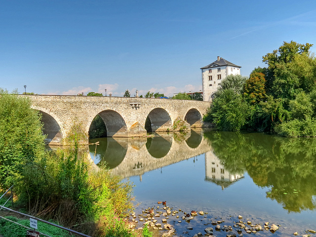 Steinerne Brücke über die Lahn