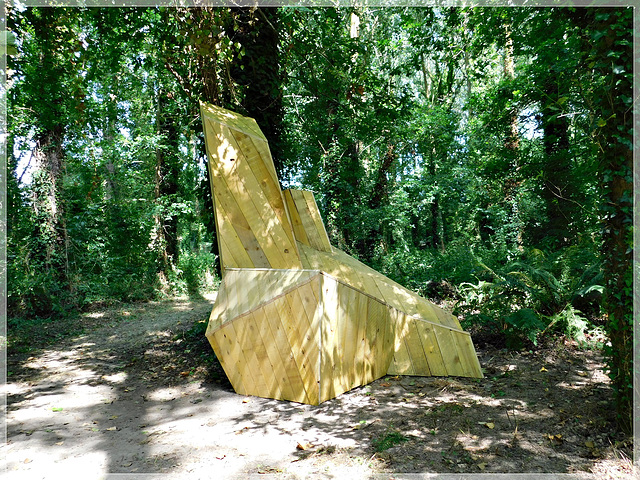 L'art est dans les bois (22): Mégalithe , Alexis Deconinck (2019)