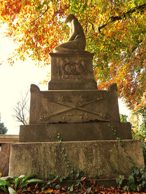 brompton cemetery, london,e.t.smith c19 memorial with figure of faith