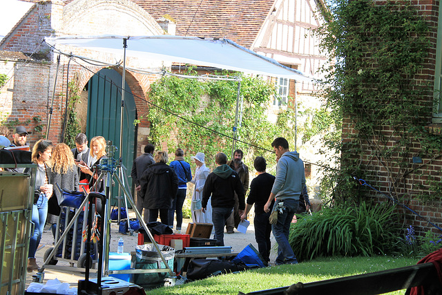 Le tournage du film avec Jean Dujardin a débuté aujourd'hui dans les rues de Gerberoy Le tournage du nouveau film de Laurent Tirard a débuté ce matin. Techniciens et vedettes dont Jean Dujardin, ont p