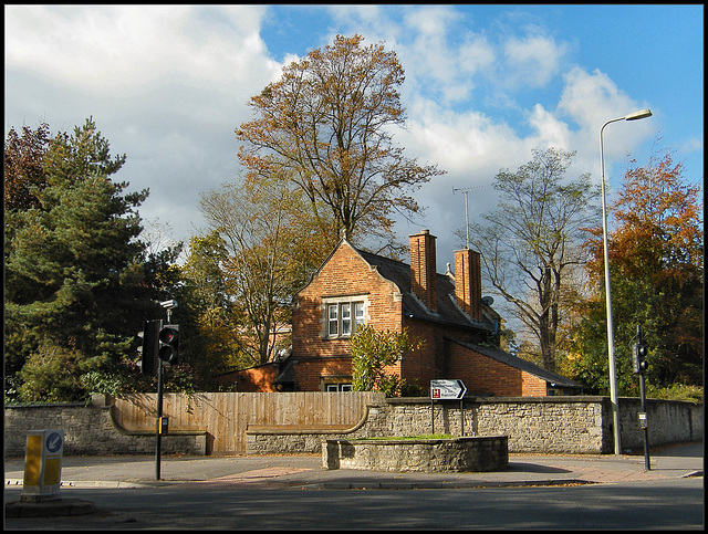 Headington School lodge