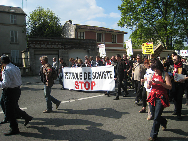 2011 Manif Pétrole de schiste à Meaux