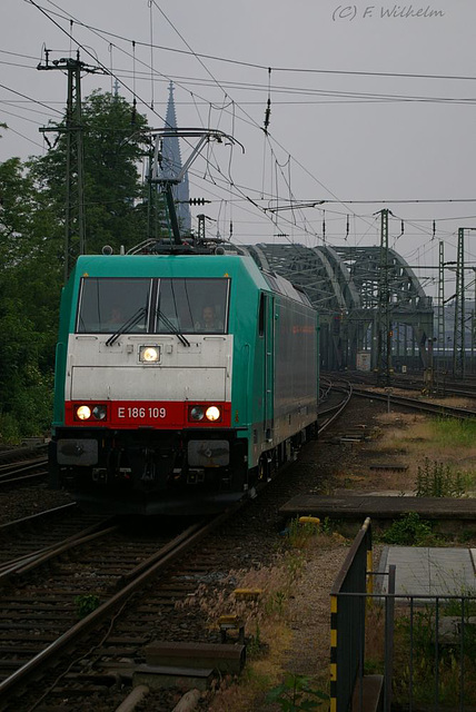 BÖ0022686