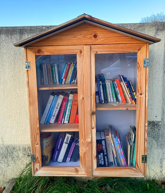 Boîte à livres pour le groupe de Franck**********