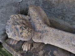 gosberton church, lincs (6) early c14 tomb effigy of knight