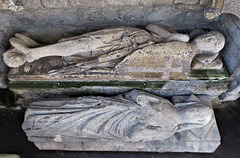 gosberton church, lincs (14) early c14 tomb with effigies