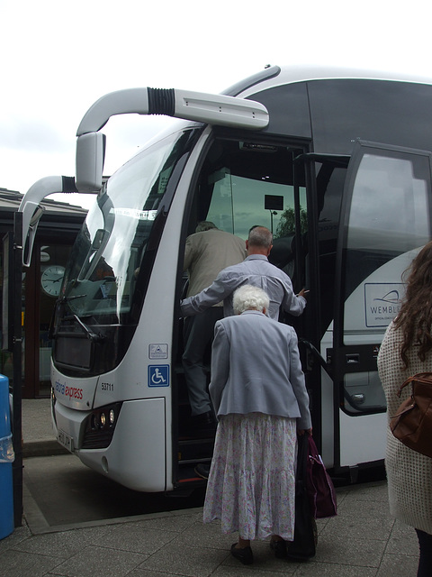 DSCF9333 Stagecoach (East Kent) AE10 JTY - 29 May 2015