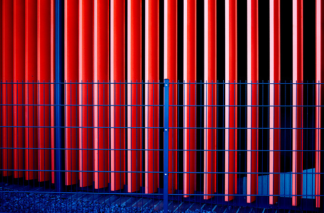 Red wins the perception - HFF! Red wins the perception - HFF!