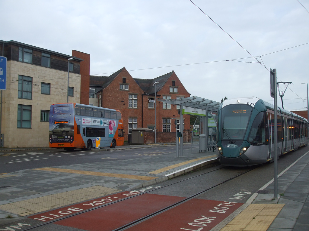 DSCF5276 Nottingham CT YN14 MUO and NET tram 227 at Beeston - 25 Sep 2016