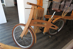 Holz-Fahrrad mit Brooks-Sattel Holz-Fahrrad mit Brooks-Sattel