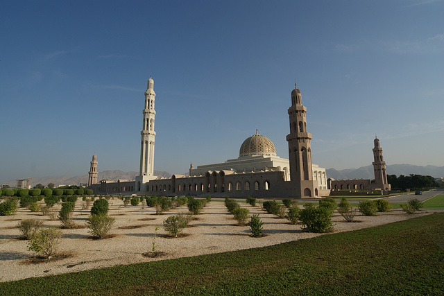 Sultan Qaboos Grand Mosque