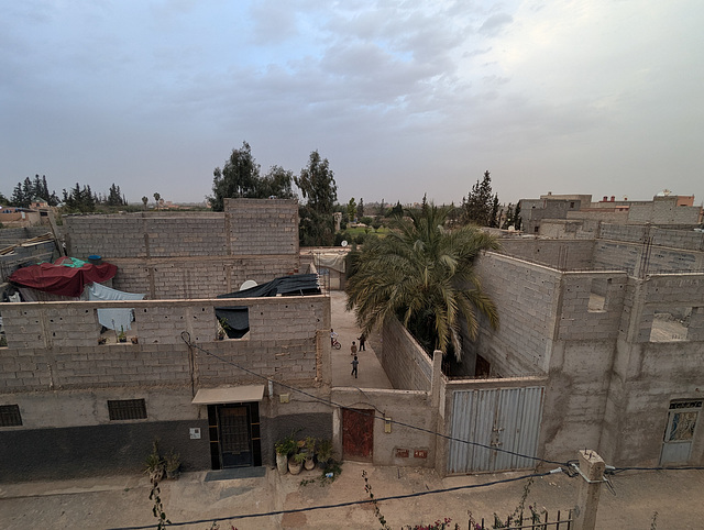 Do telhado do nosso alojamento / Depuis la toiture de notre hébergement