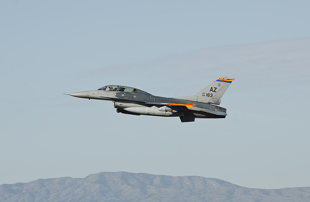 162nd Fighter Wing General Dynamics F-16D Fighting Falcon 89-0163