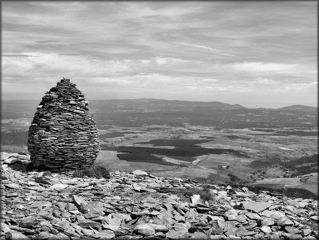 Mont Mézenc (43) 20 avril 2005.