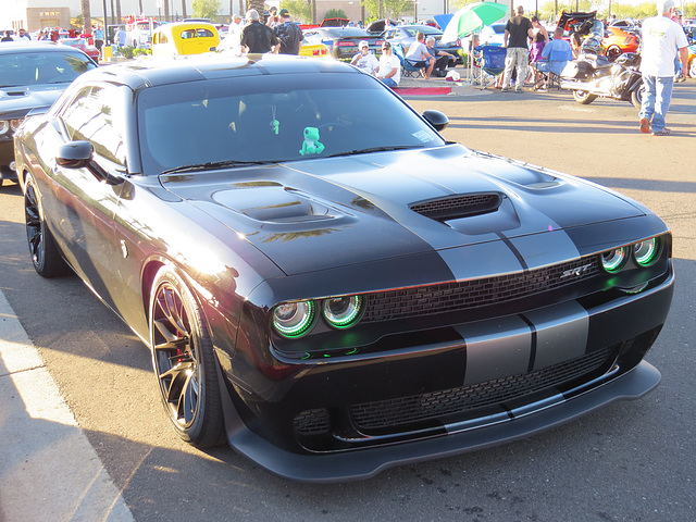 Dodge SRT Challenger Hellcat