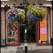 Oxford flower post