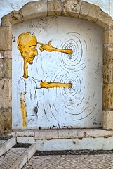 Mural mit Kopf - Alfama