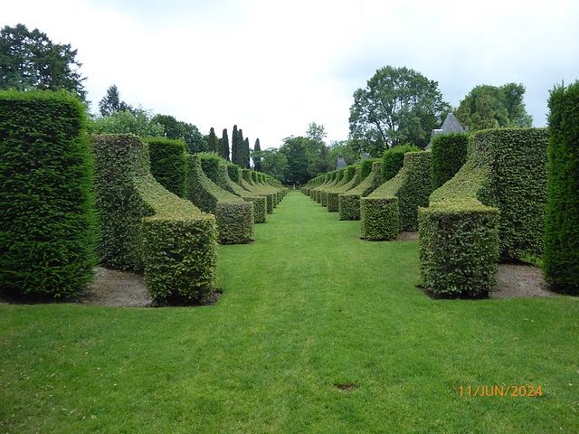 les jardins du Manoir d'Eyrignac (Dordogne) les jardins du Manoir d'Eyrignac (Dordogne)