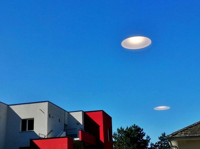 HFF... OVNI / UFO :o))) [EXPLORER]