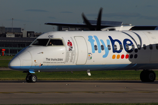 G-ECOE Dash 8-402 Flybe