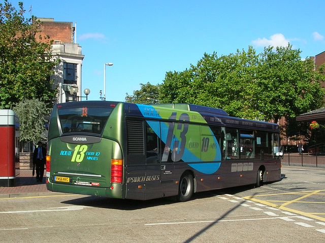 DSCN1029 Ipswich Buses 71 (YN56 NVC) - 4 Sep 2007