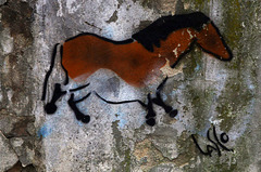 Archéologie - Peinture rupestre , cette oeuvre a été réalisée du côté de la Butte-aux-Cailles .